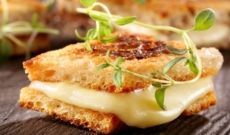 18 consejos para hacer un sándwich de queso perfecto según la revista Forbes.